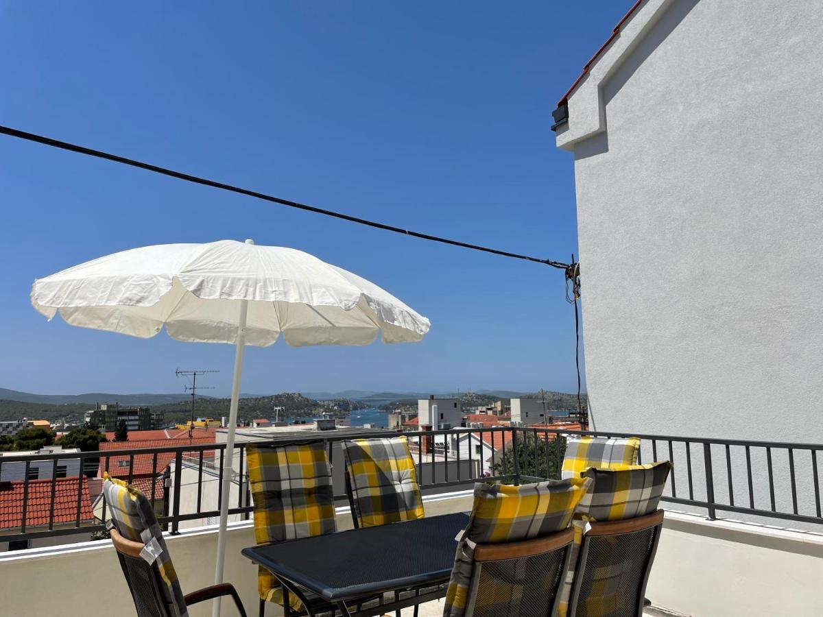 Apartment Simaris Šibenik Exterior foto