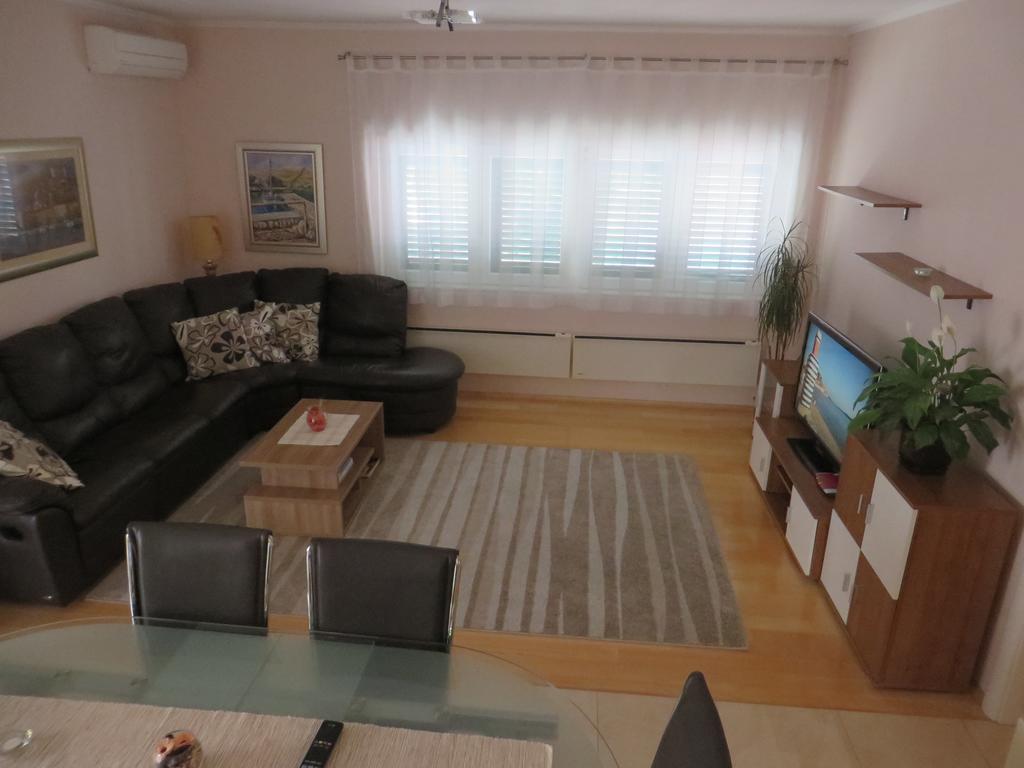 Apartment Simaris Šibenik Exterior foto
